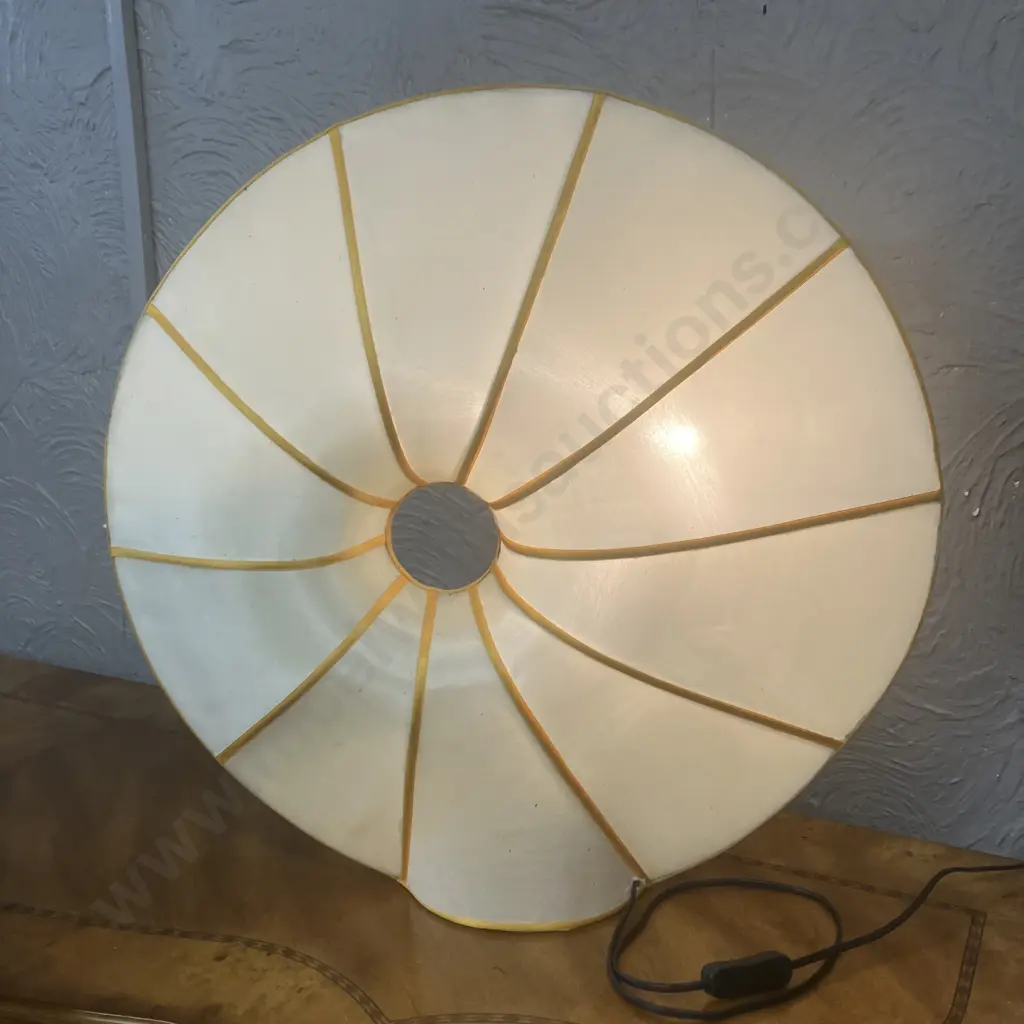 Large Shell Shaped Lamp. 58 x 60cm Image 1++