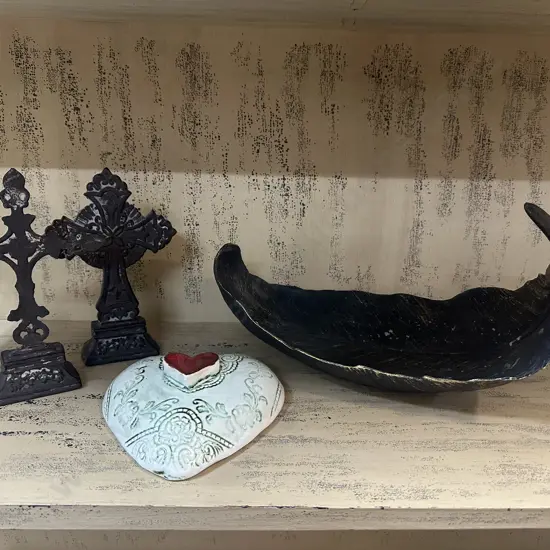 The Master Company Wall Art Love Heart, Crosses & Leaf Dish.