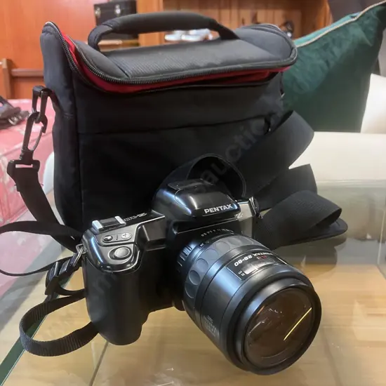 Pentax Z-10 Black Body 35mm SLR Film Camera With Pentax-FA 1:3.5-4.7 28-80mm Lens With Canon Carry Bag