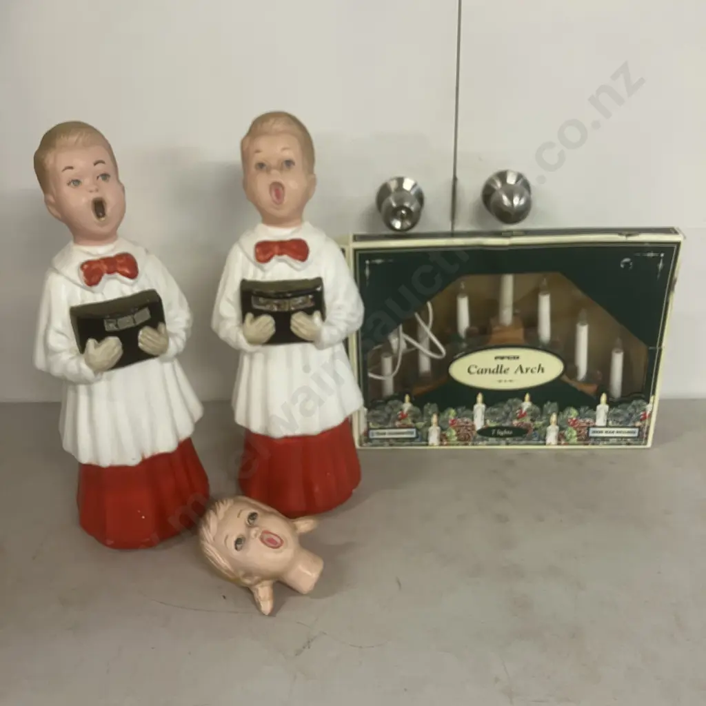 Christmas Items - Blow Moulded Choir Boys, Girls Head & Vintage Pifco Candle Arch In Box Image 1++