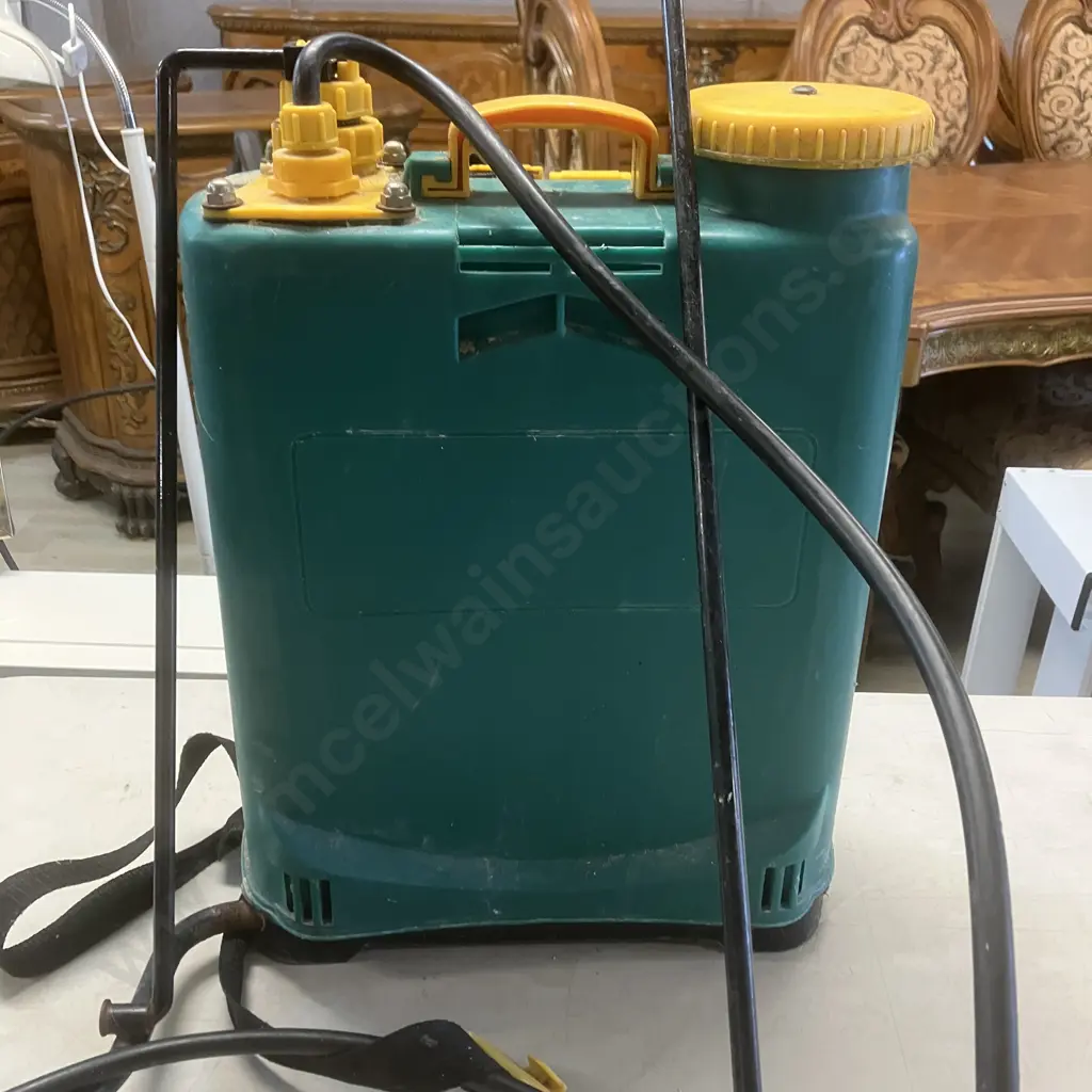 Knapsack Sprayer Image 1++