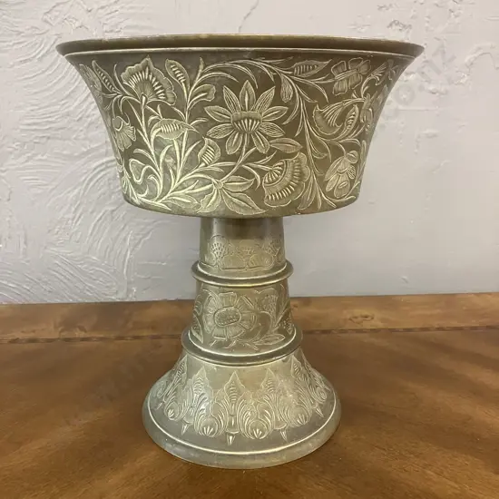 Large Etched Solid Brass Footed Bowl - J.P INDIA 1562.J Stamped On Base. 25.5 x 22cm