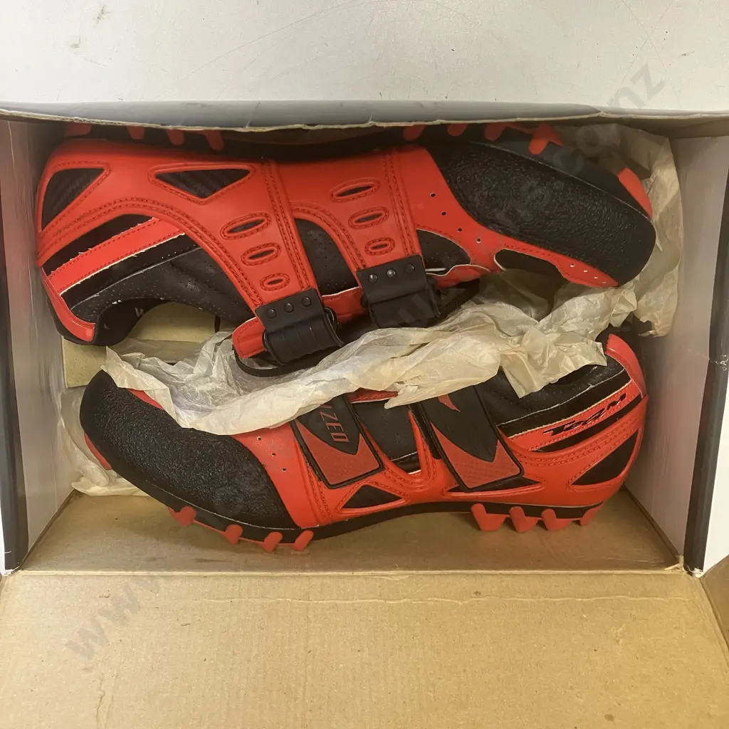 Specialized Team Mtn Shoe Size 45 Image 1++