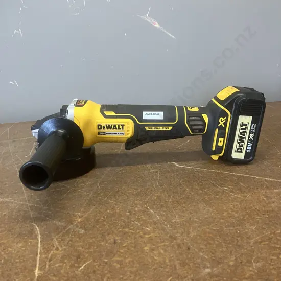 DeWalt Brushless Grinder 20V With 18V 3.0Ah Battery (No Charger)