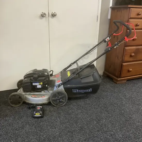 Masport 575 Series 18 2'n1 Electric Start Self Propelled Lawn Mower With Catcher & B&S Instart Battery & Charger