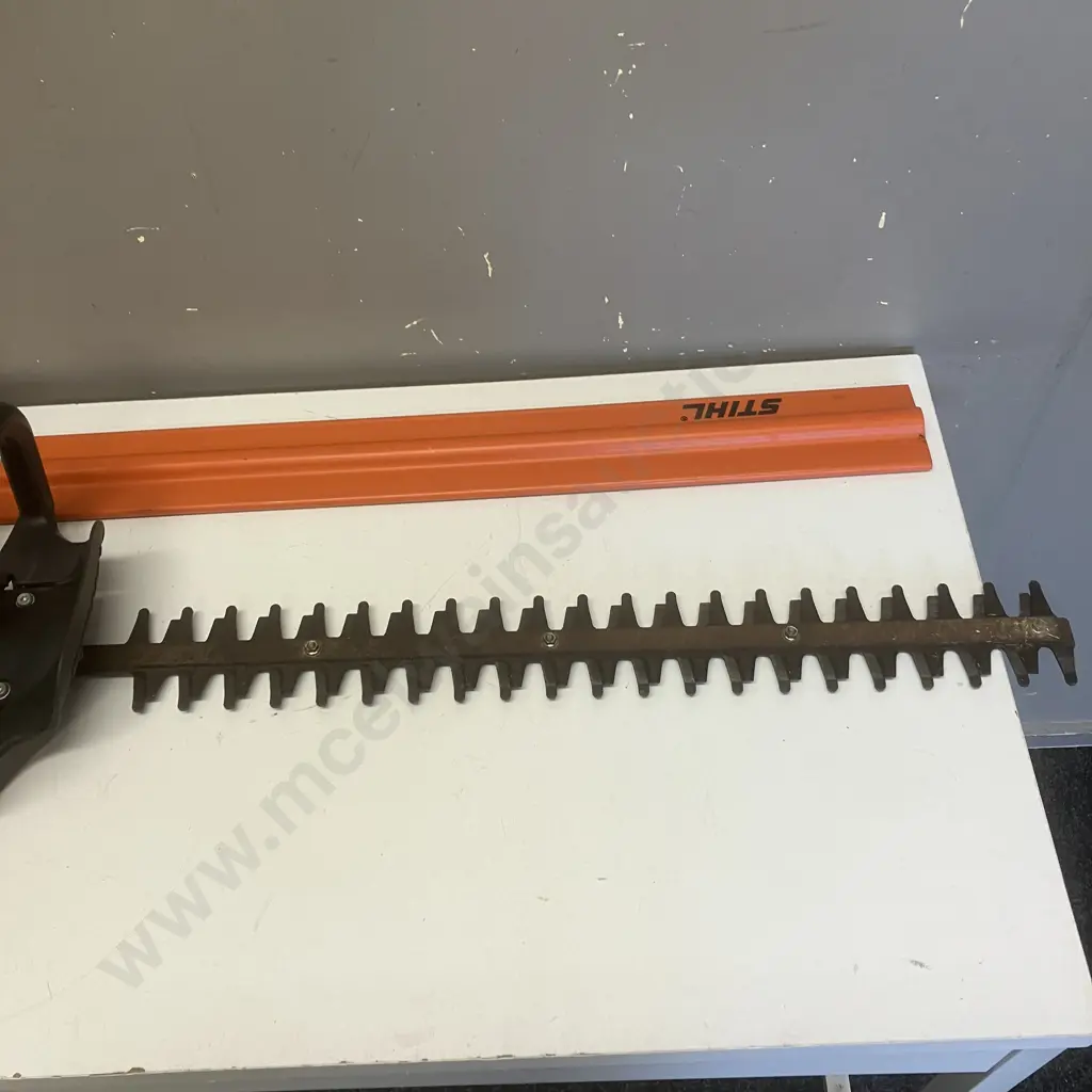 Stihl HS45 Petrol Hedge Trimmer Image 1++