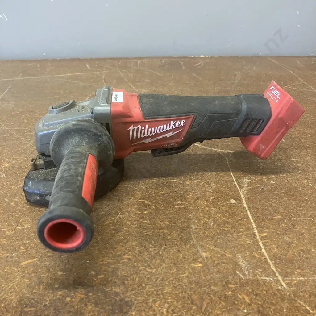 Milwaukee M18 CAG125XPD Brushless Skin Only Image 1++