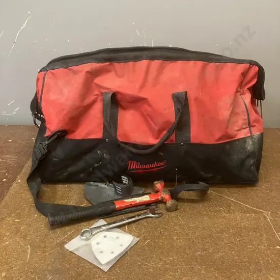 Milwaukee Bag, Hammer, Spanner