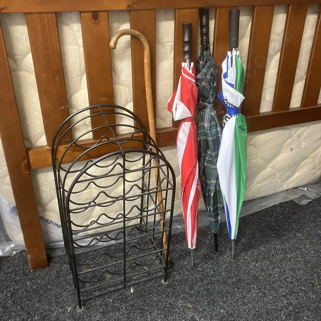 Black Steel 17 Bottle Wine Rack, 3 x Umbrellas & Walking Stick Image 1++