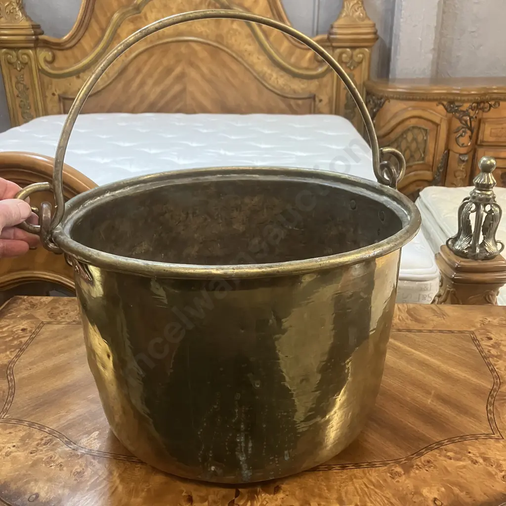 Antique Brass Jam Pot Cauldron With Handle. 28 x 39cm Image 1++