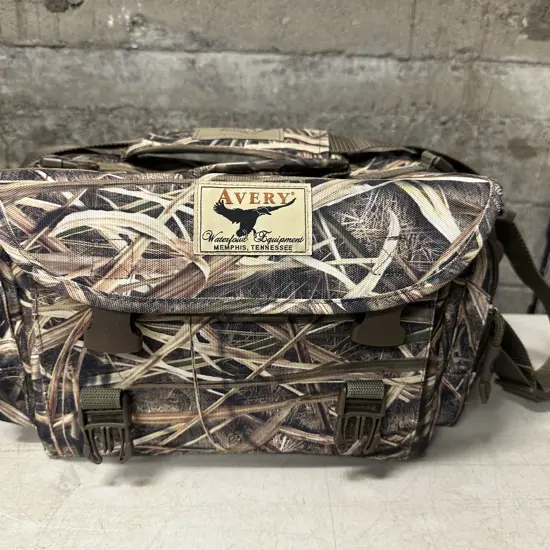 Avery Waterfowl Equipment, Memphis, Tennessee Blind Bag In Floating Blades Camo Pattern