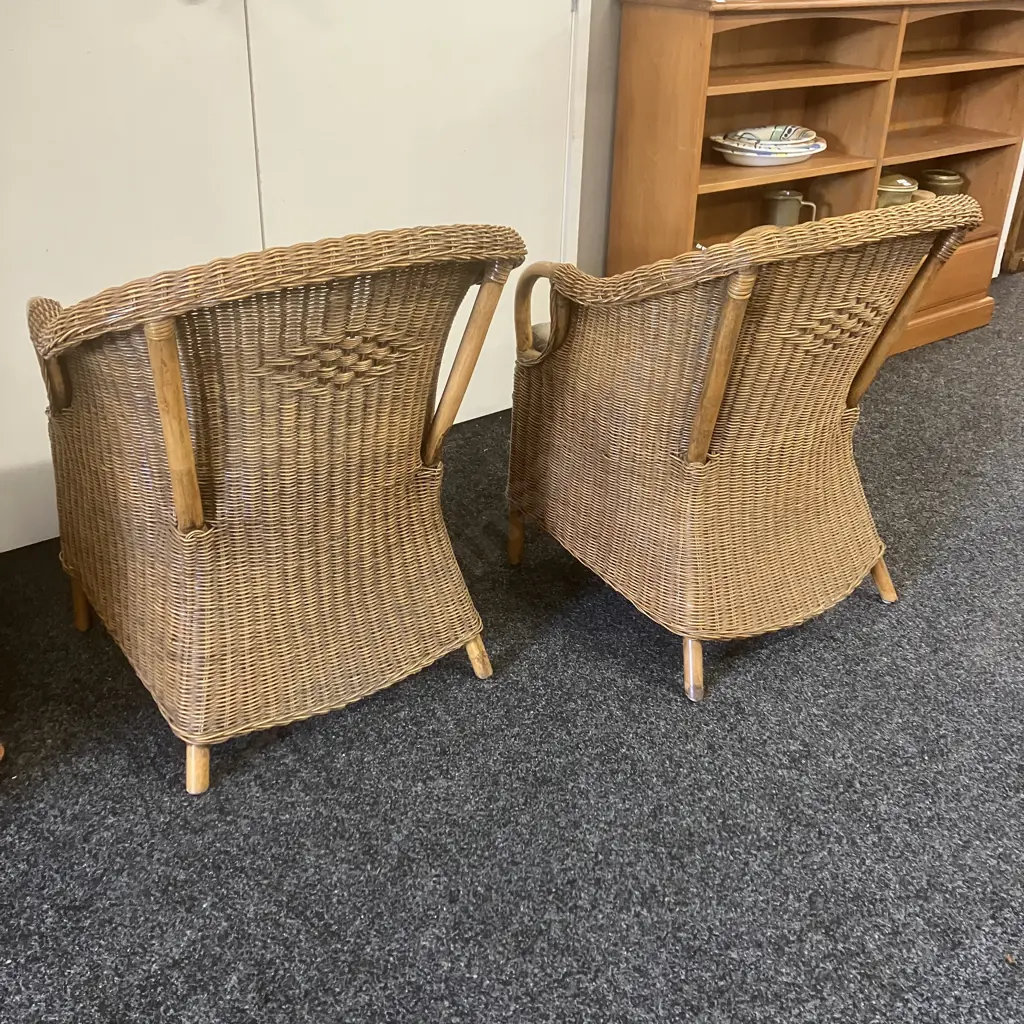 Pair of Rattan Armchairs With Patterned Cushions Image 1++