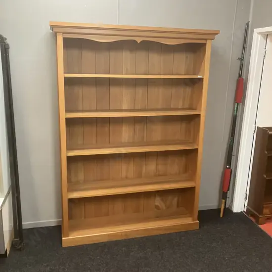 Kauri 2.0m Bookcase - Ex Woodsmen Country Furniture, 4 Fixed Shelves, Slat Back. H200 W145 D37