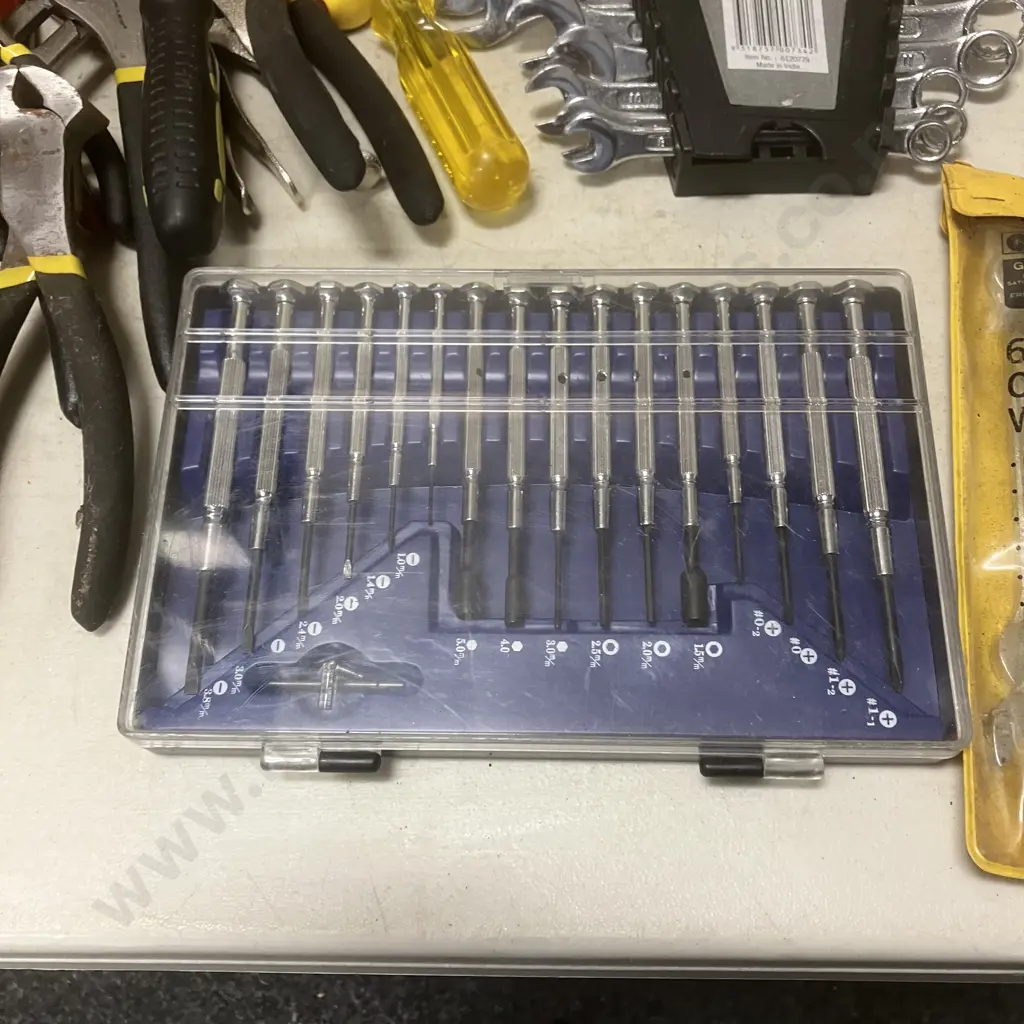 Hand Tools, Spanner Sets, Tape Etc Image 1++