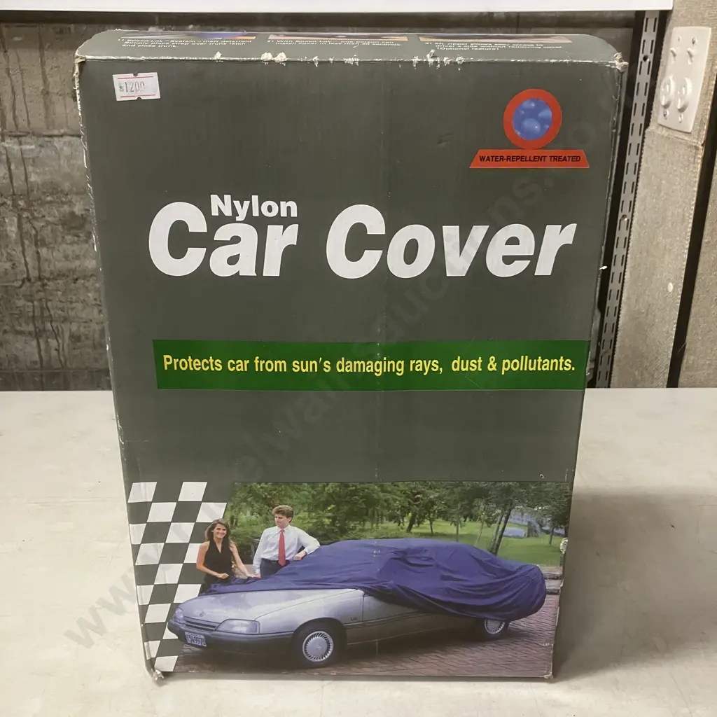 Nylon Car Cover In Original Box, Size XL1 (Cars 15'11" to 17'6") Image 1++