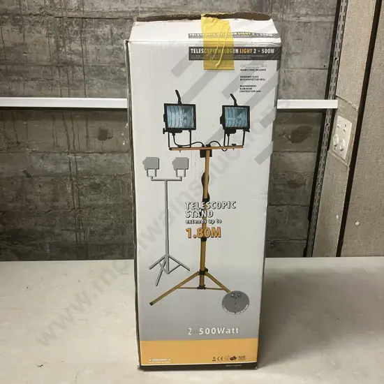 Telescopic Halogen Light - 2 x 500w, Original Box