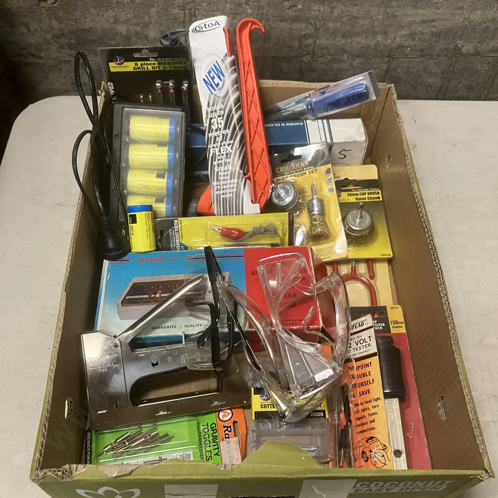 Box Lot Assorted Image 1++