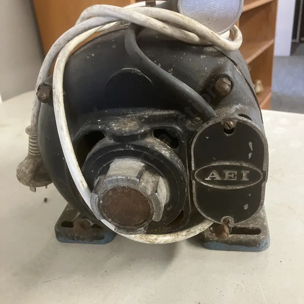 AEI Brand Single Phase 3/4 HP Electric Motor With Shaft Image 1++