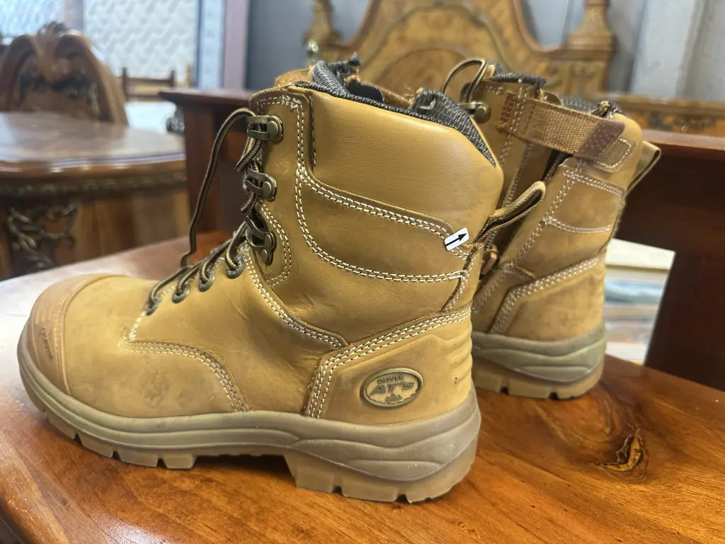 Tan Boots Image 1++