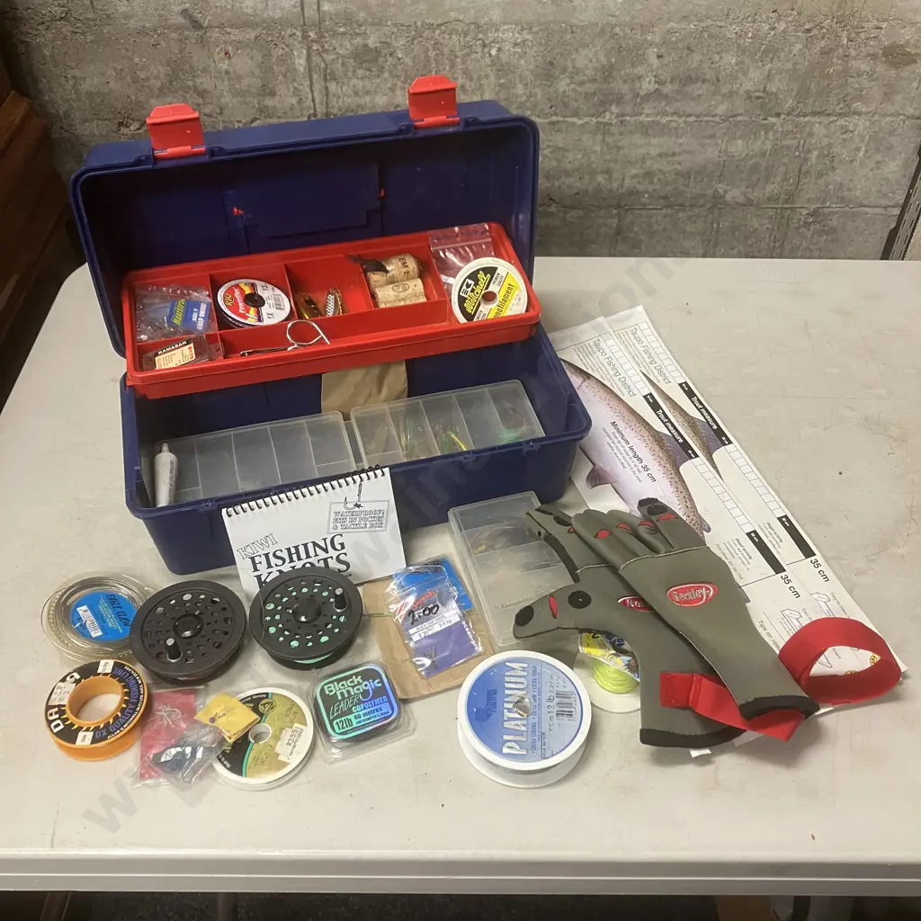 Tackle Bow With Fly Fishing Items Etc Image 1++