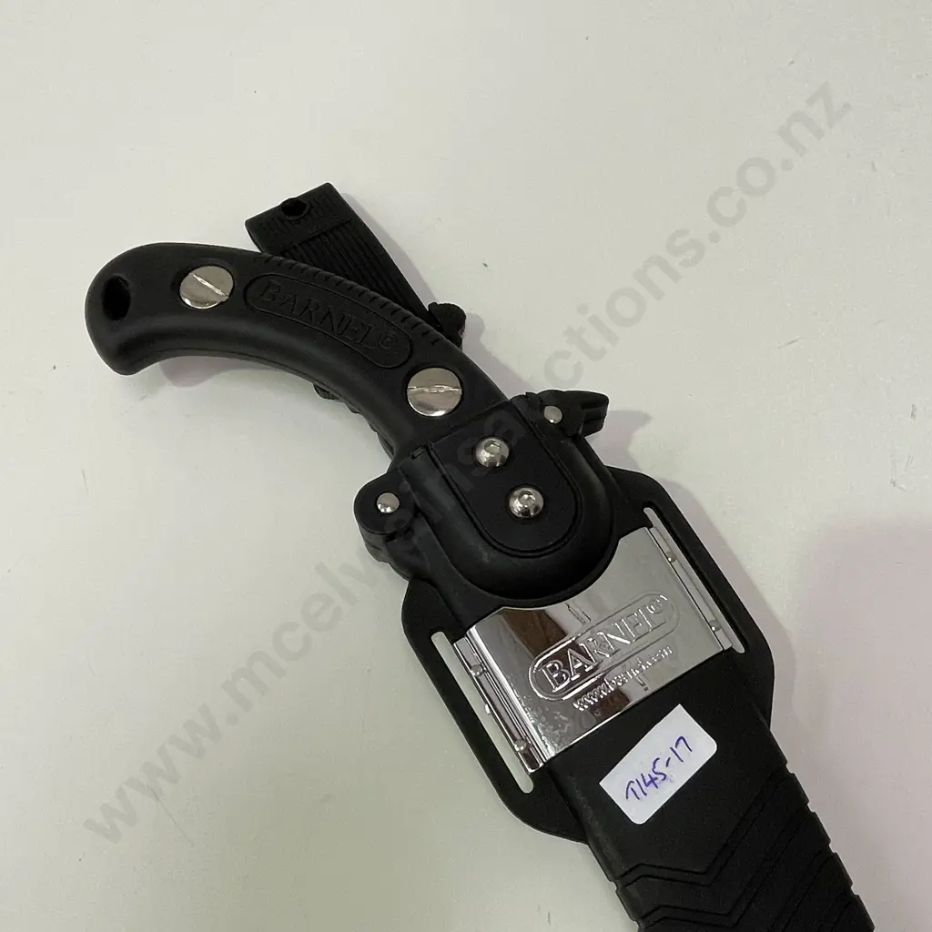 Barnel Tiger Tooth Saw. 300mm with holster/sheath Image 1++