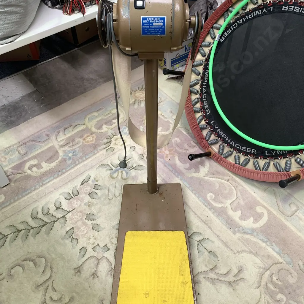Vintage CMG Exceller Belt Massager in working condition Image 1++