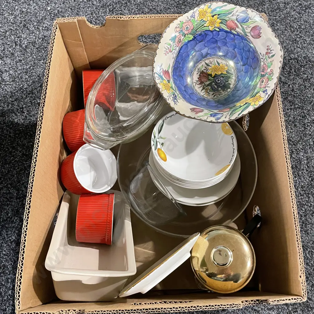Box of Assorted items Image 1++
