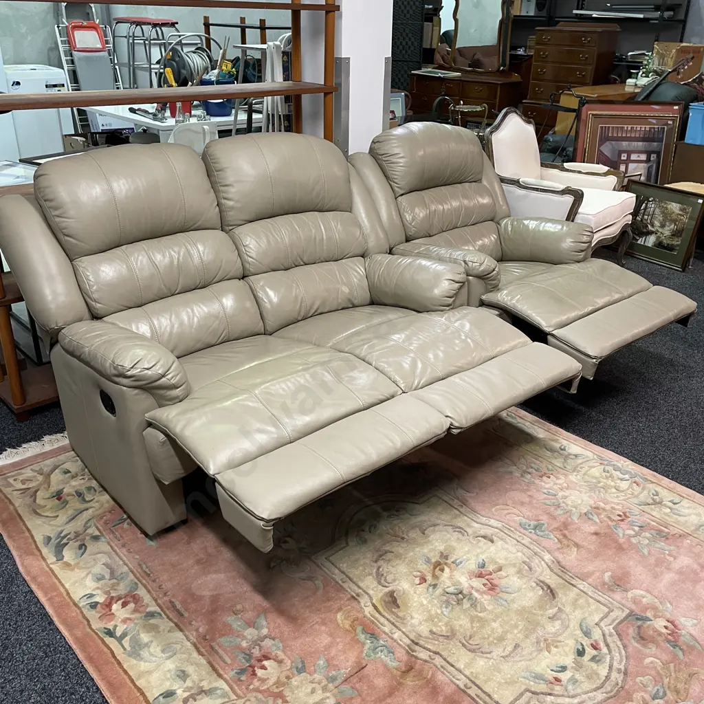 Fawn/Oatmeal (2nd pic true colour) Leather Reclining Suite. Single Chair & 2 seater. Excellent condition. Image 1++