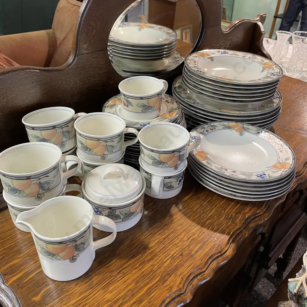 Large Selection of Mikasa Intaglio Dinner/Tea Ware. Garden Harvest pattern Image 1++