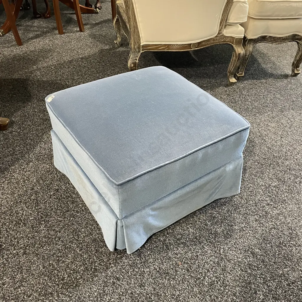 Vintage Square Blue foot stool/Ottoman Image 1++