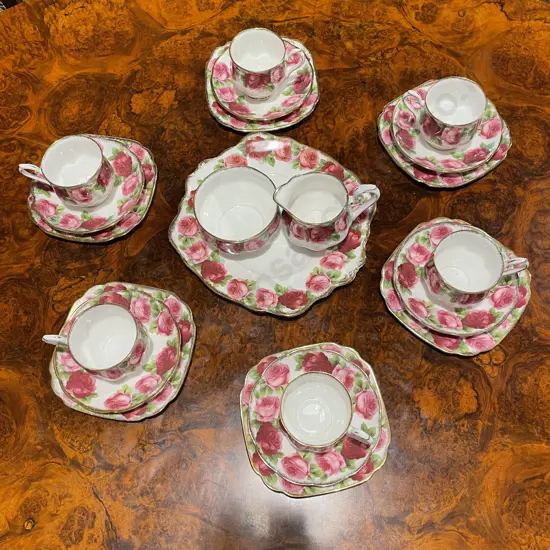 Royal Albert Old English Rose 21 Piece Teaset