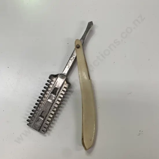 Vintage Sheffield England Duplex Razor
