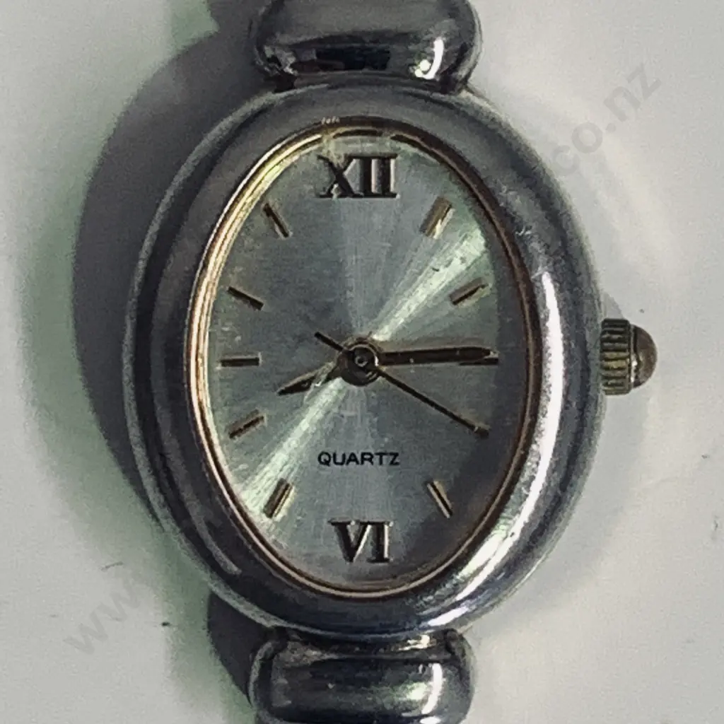 Collection of Watches and Jewellery Image 1++