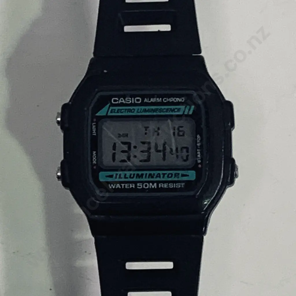 Collection of Watches and Jewellery Image 1++