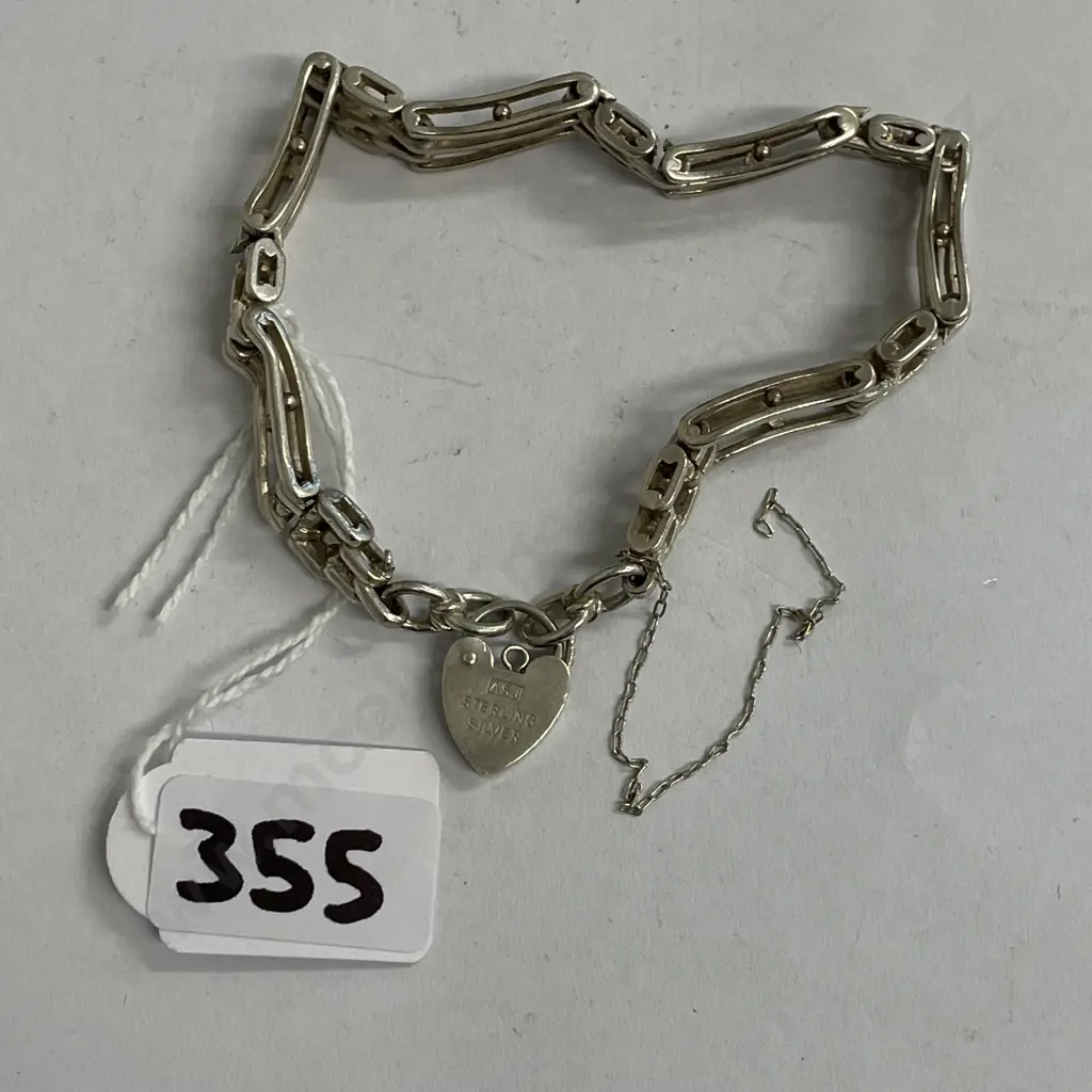 Sterling Silver Gate Bracelet with heart lock Image 1++