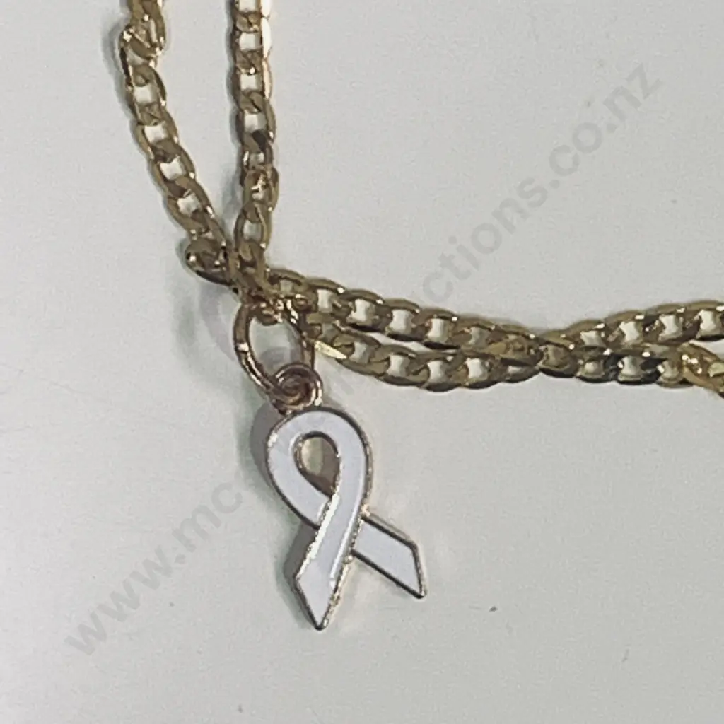 Mens Plug Brand Ring, Silver coloured Necklace with Gold Coloured Necklace Image 1++