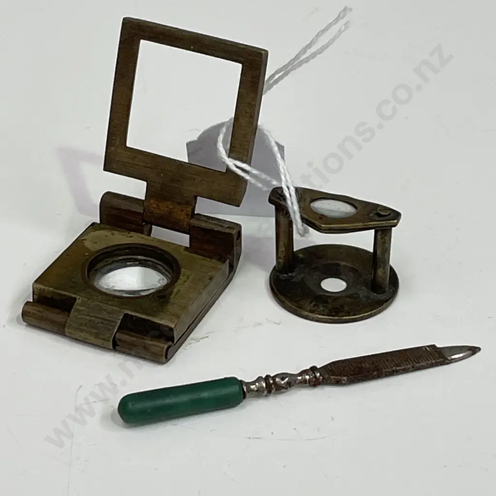 Vintage Jewellery Eye Glasses with nail file Image 1++