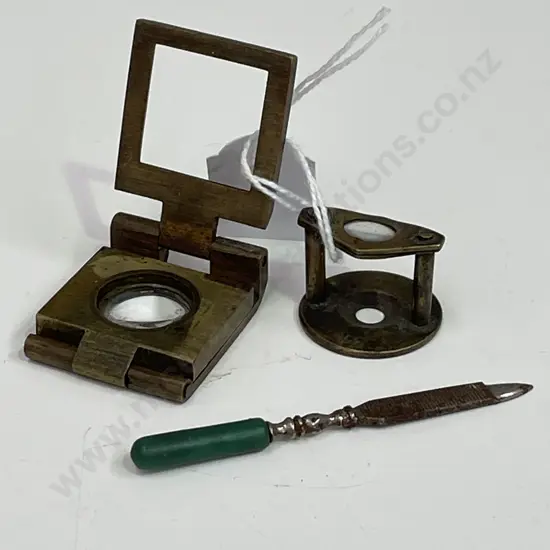 Vintage Jewellery Eye Glasses with nail file