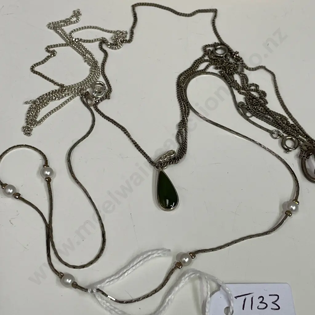 Silver Necklaces x 4 Image 1++