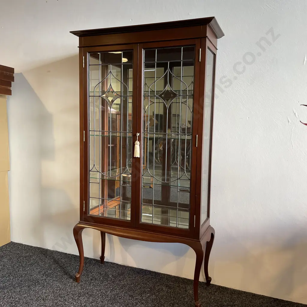 Stunning Antique Leadlight Display Cabinet. H152 W84 D34cm Image 1++