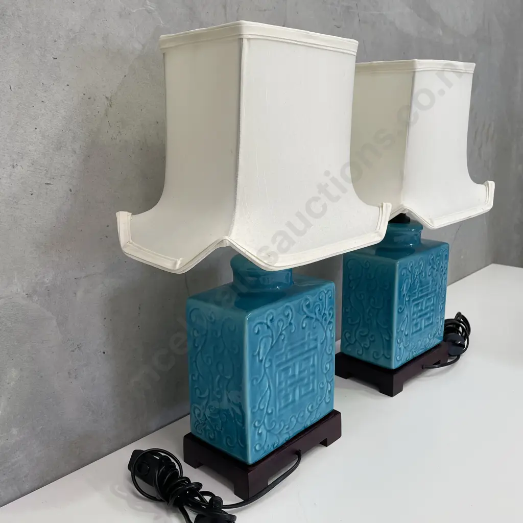 Pair of Stunning Ceramic Table Lamps. Teal incised pattern with cream fabric shades. Excellent working condition. H50cm Image 1++