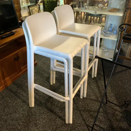 Set of 4 Industrial Moulded Heavy Duty Bar Stools. Height to Seat 75cm, Full height 95cm.