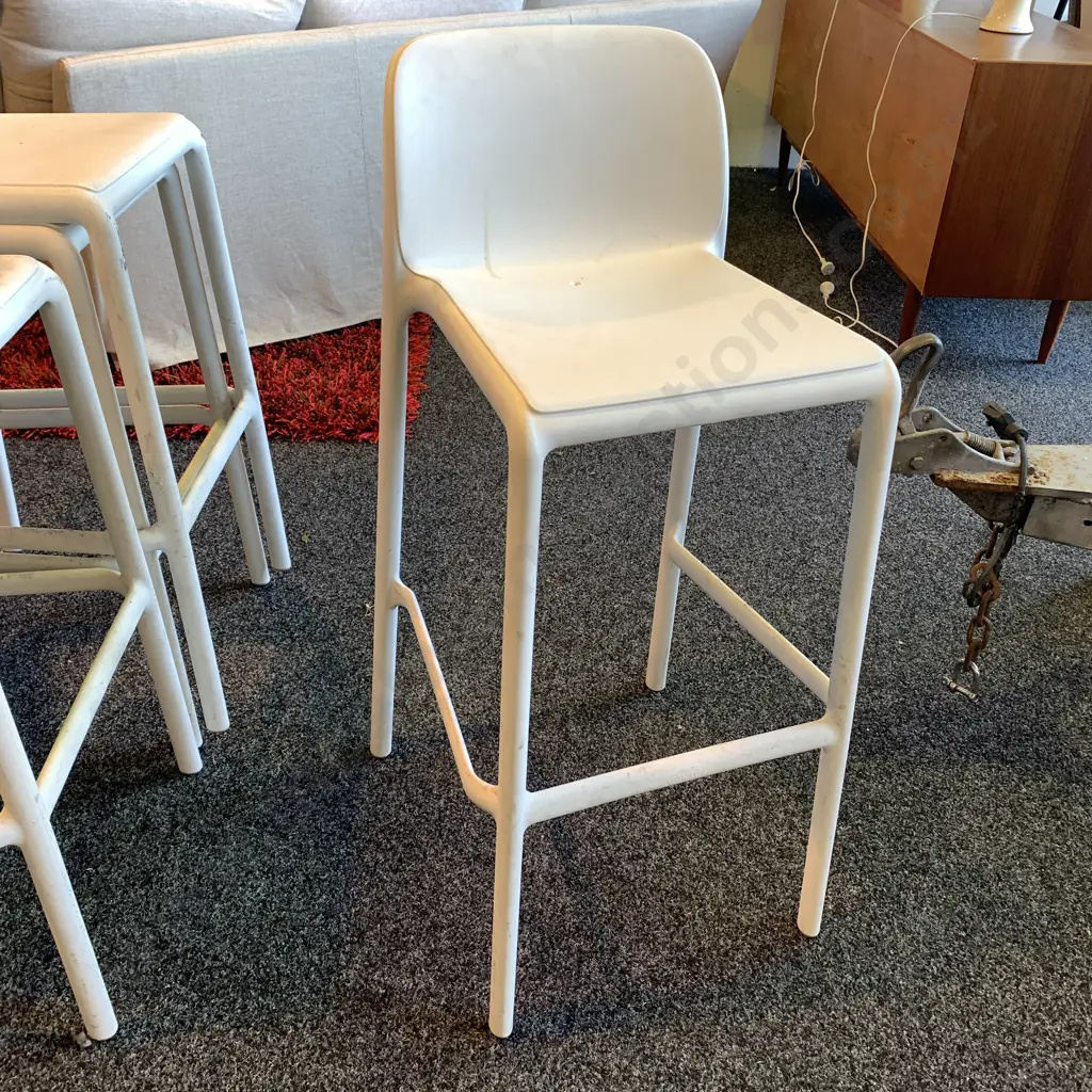 Set of 4 Industrial Moulded Heavy Duty Bar Stools. Height to Seat 75cm, Full height 95cm. Image 1++
