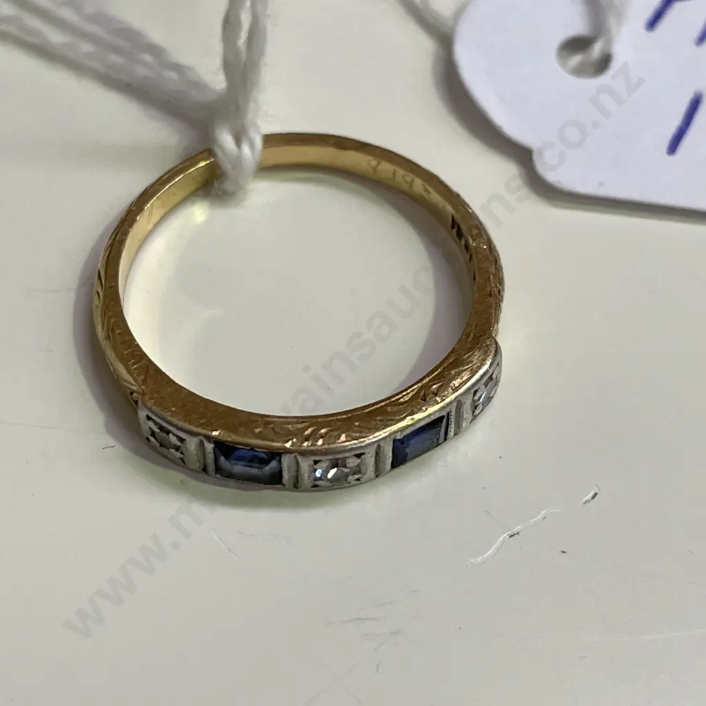 18ct Gold with diamond and blue stone ring Image 1++