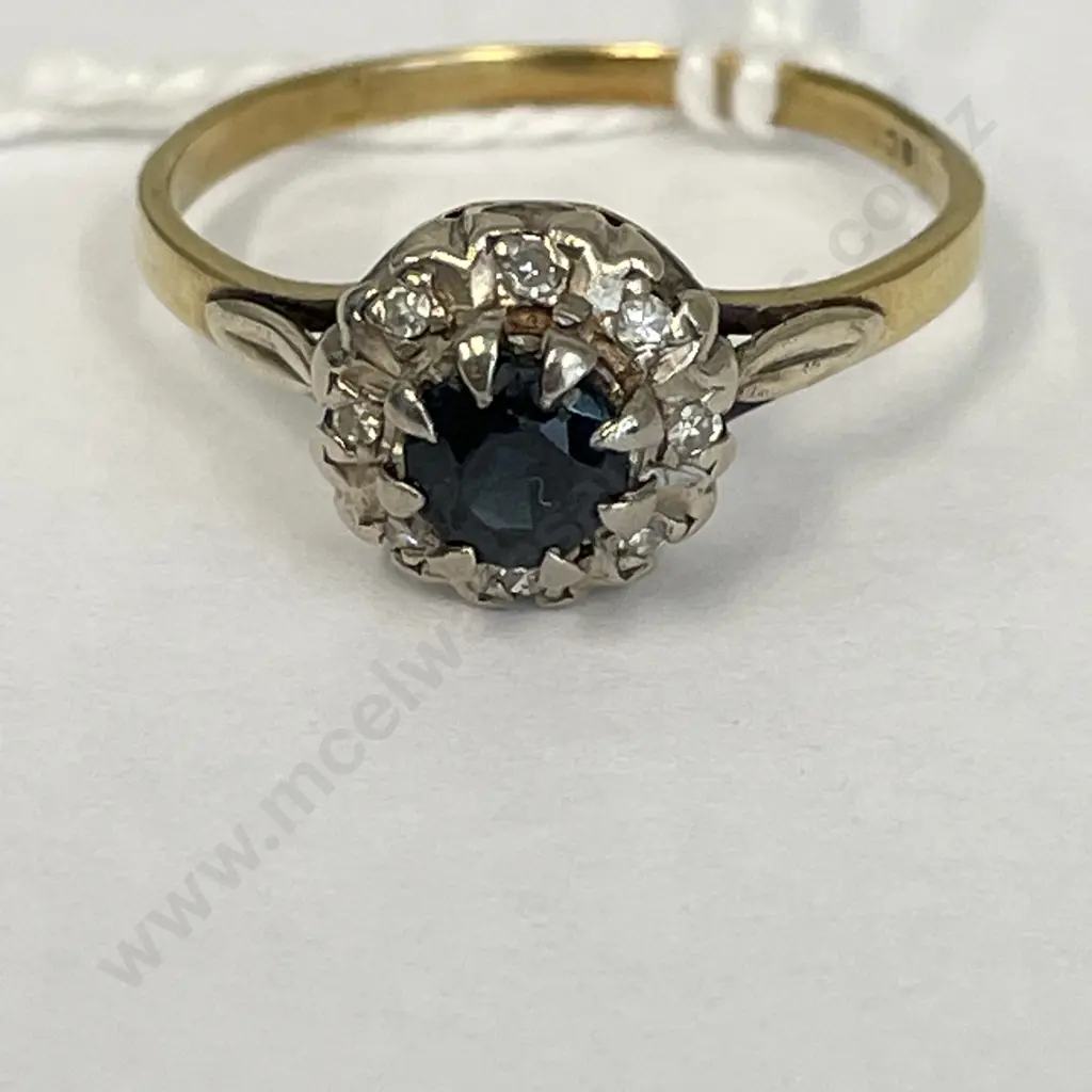 18ct Gold high setting Dress Ring Image 1++