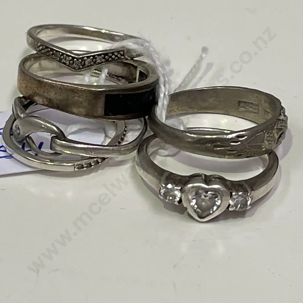 Assorted Sterling Silver Rings x 6 Image 1++
