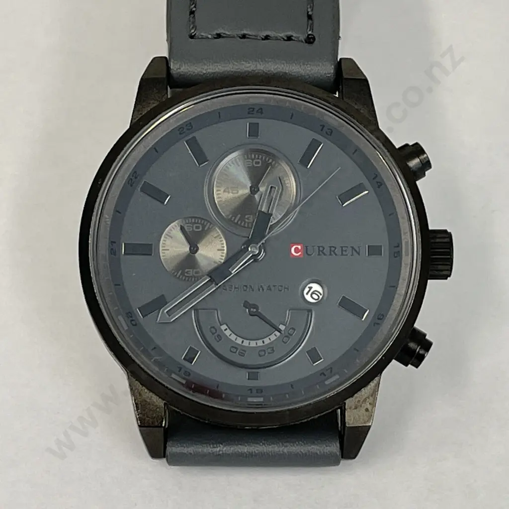 Curran Mens Watch with grey leather strap. Working. M:8217 Image 1++