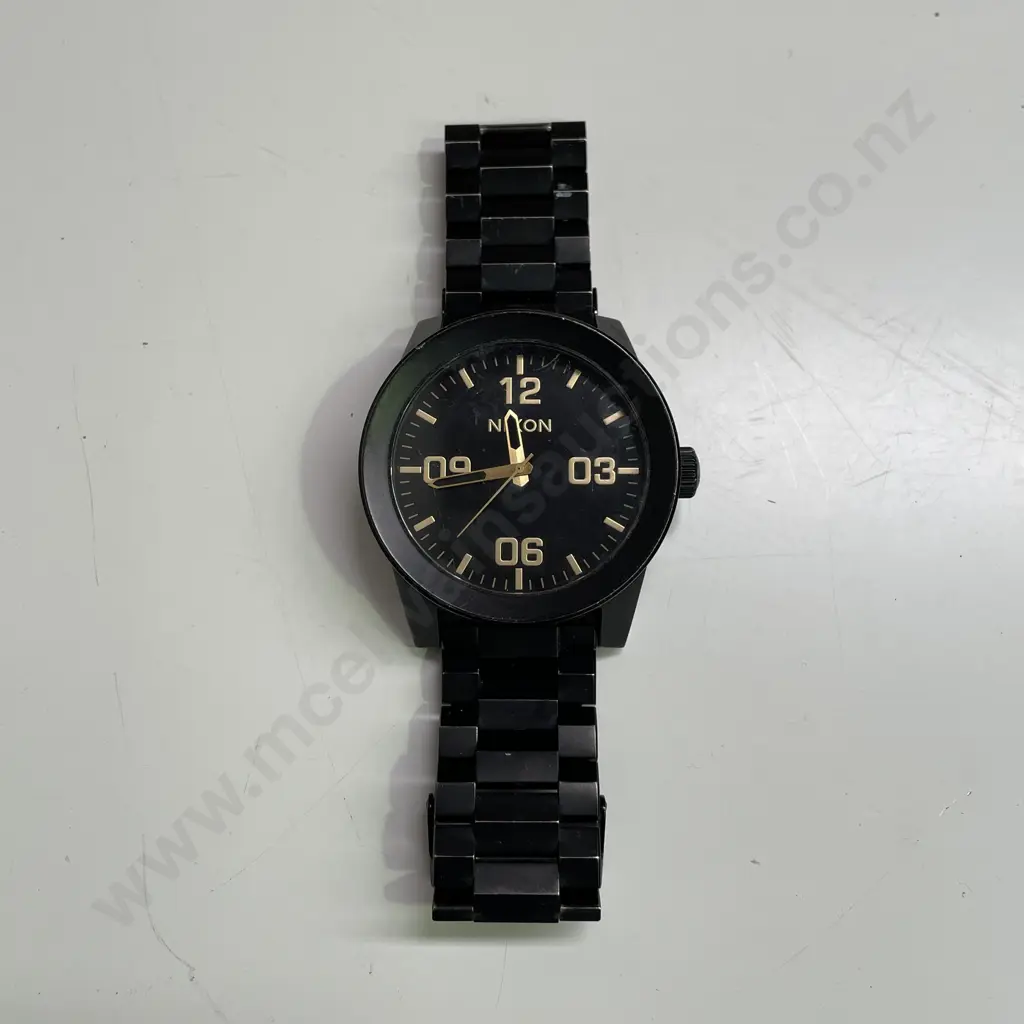 Nixon The Corporal Black Watch. Working Image 1++