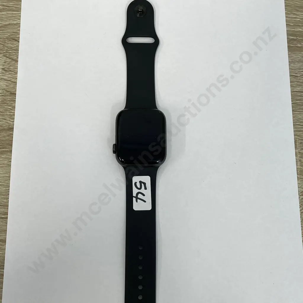 Apple Series 5 GPS Watch. Black Image 1++
