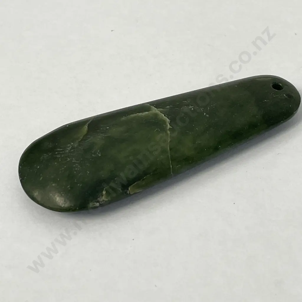 Greenstone Pendant. L7.25 W2.5cm Image 1++